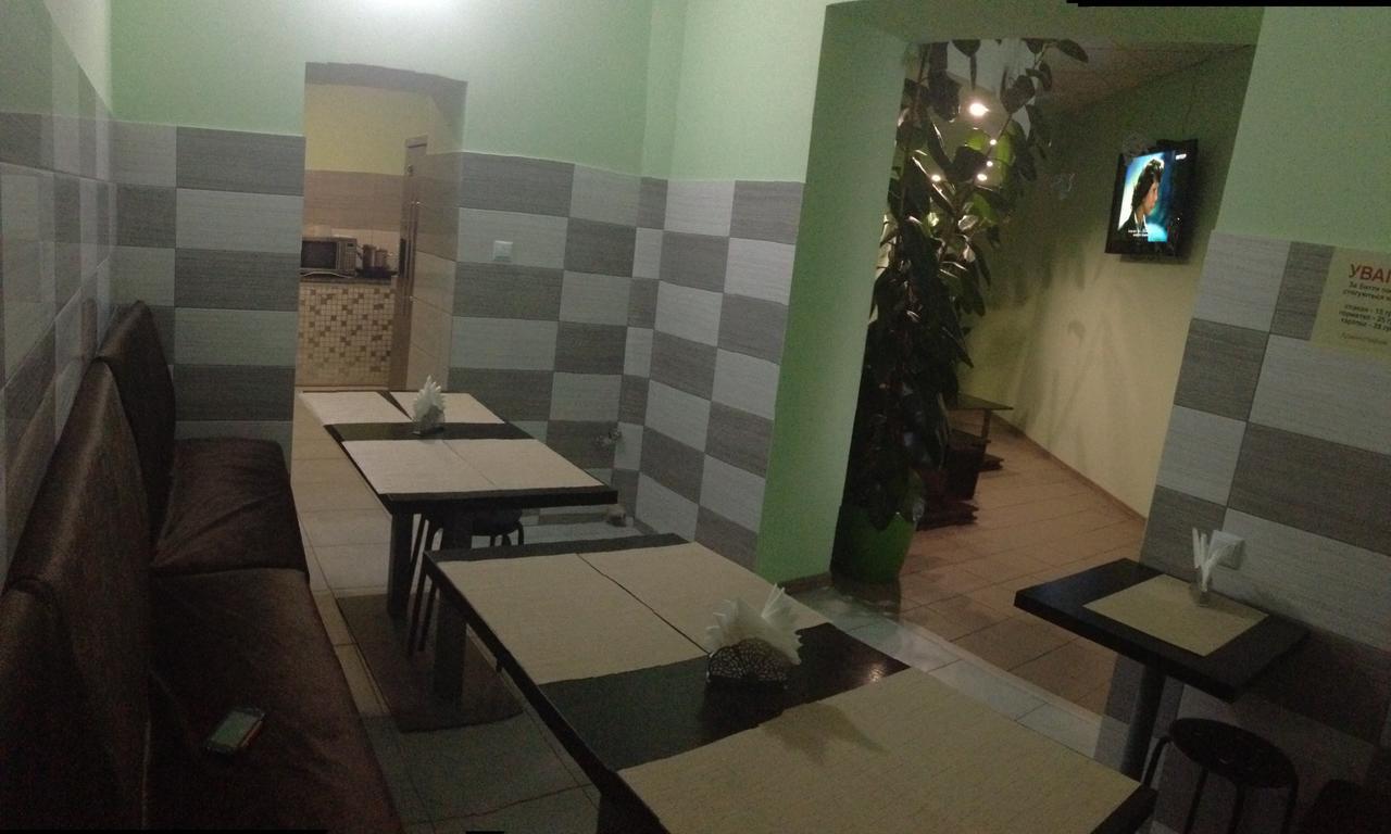 Art Galery Hostel Lwów Zewnętrze zdjęcie